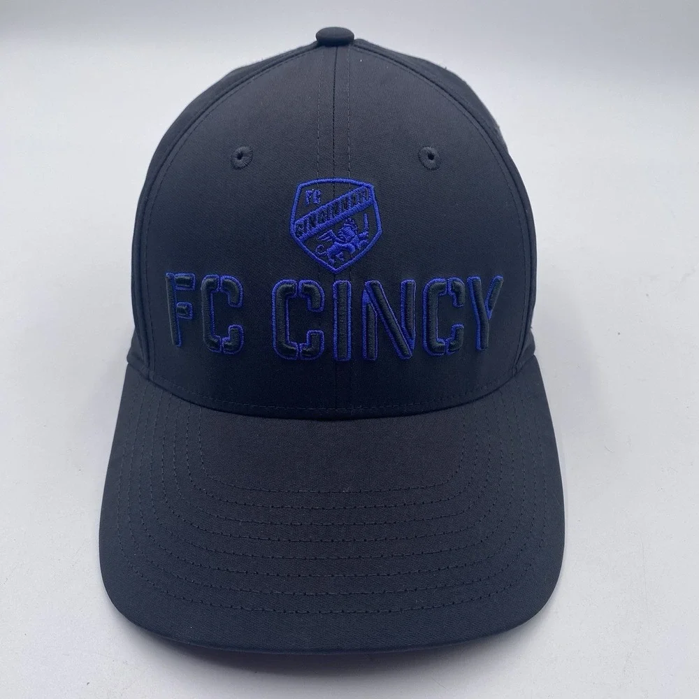 Cincinnati FC Hat Flex Fit Small Medium‎ Black Major League Soccer MLS Fanatics